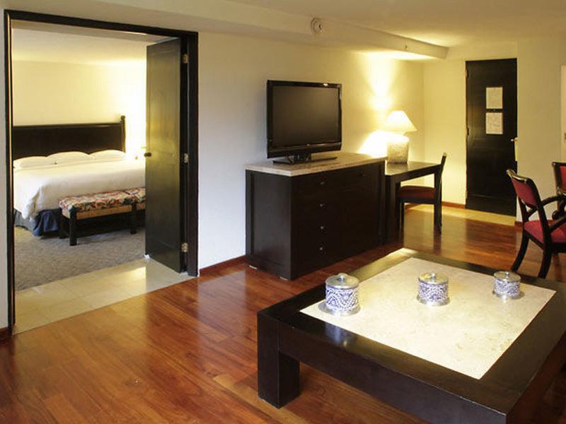 Marriott Meson Del Angel 5*
