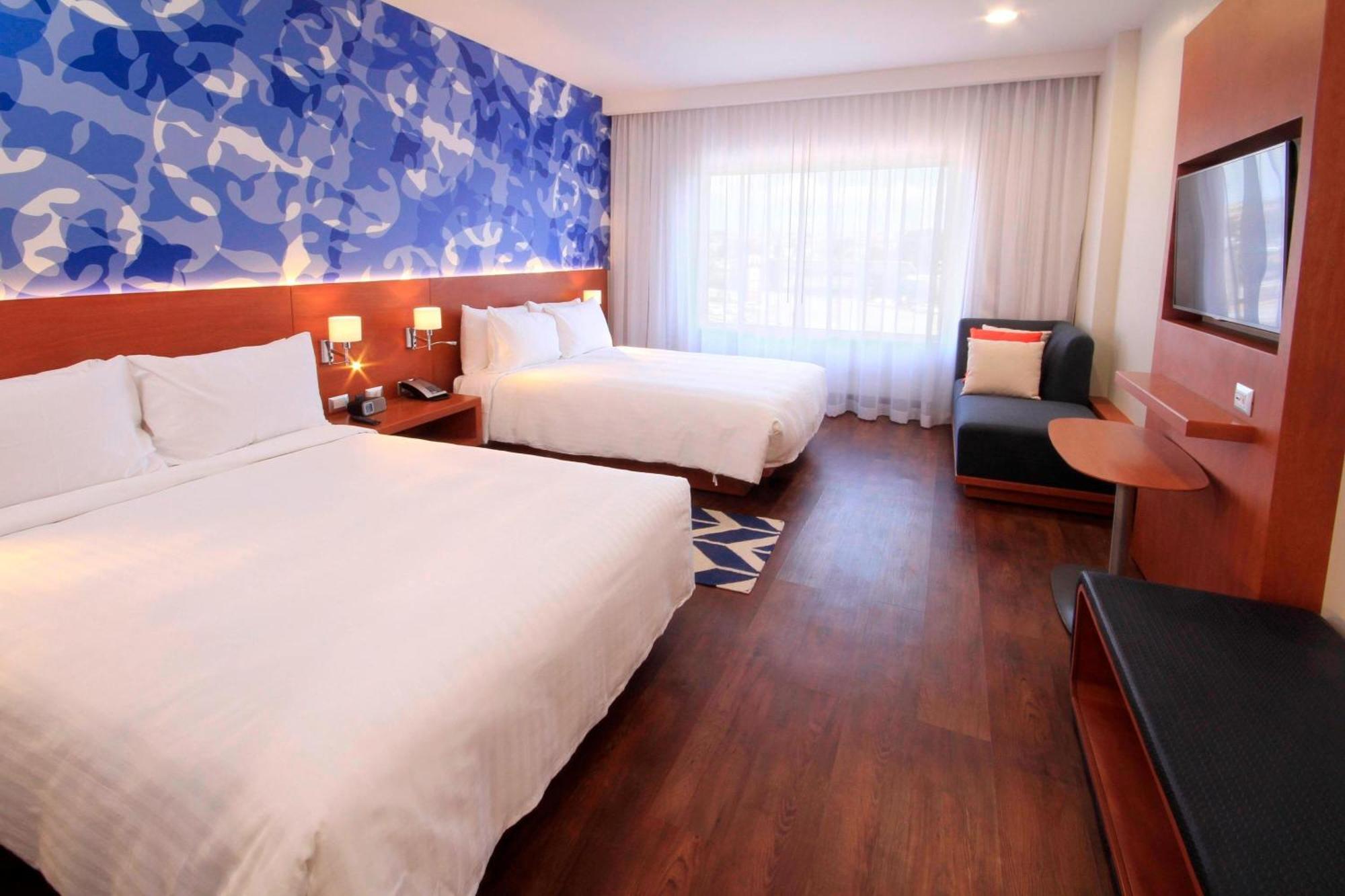 Marriott Meson Del Angel Hotel